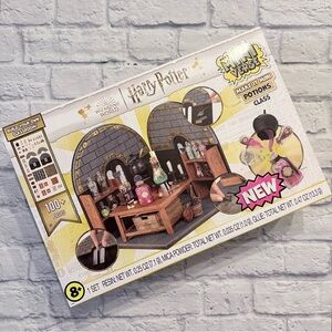 NIB MGA’s Miniverse Harry Potter Wizarding Worlds classroom building set